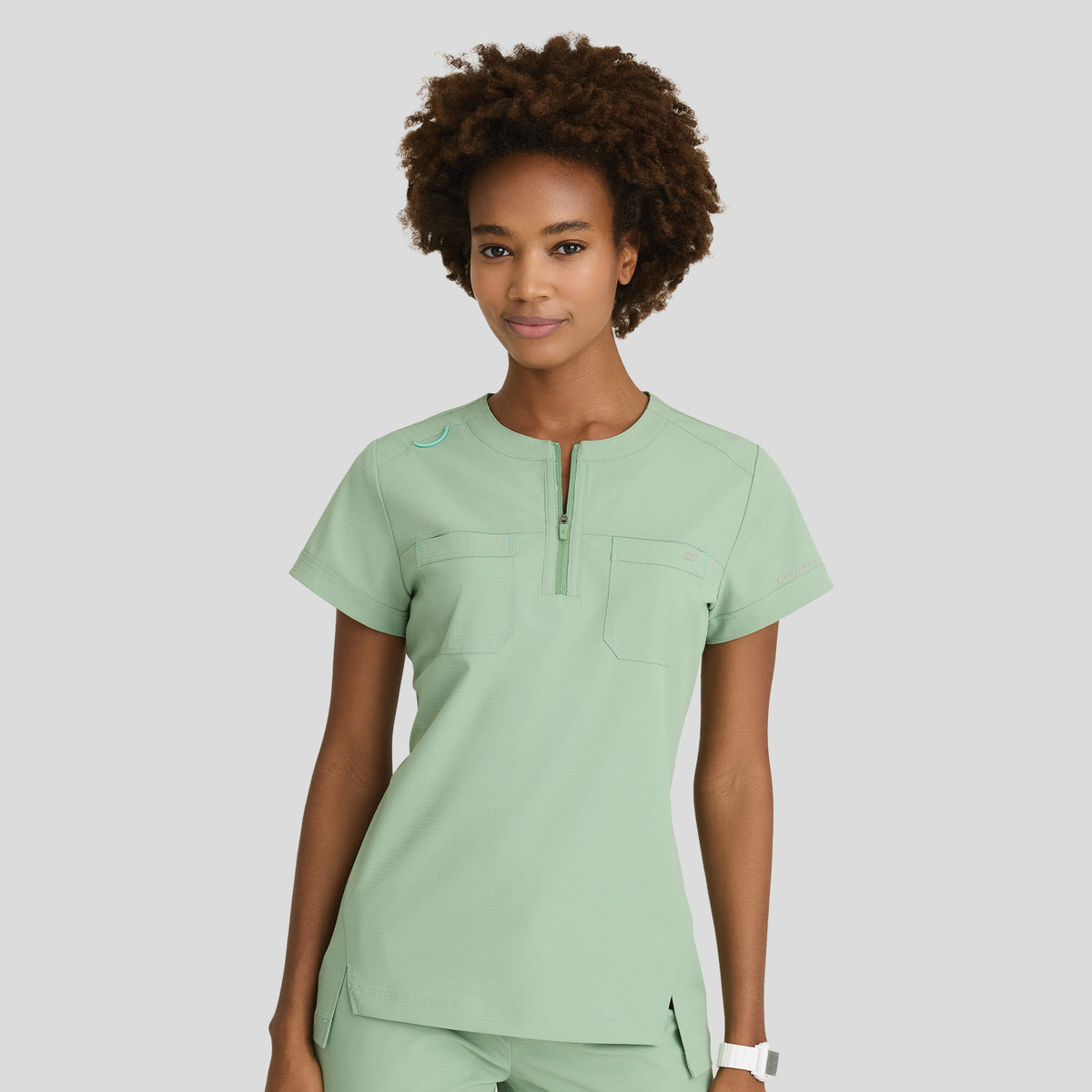 Trek 2-Pocket Rounded Neck Tuck-In Top | Field Green