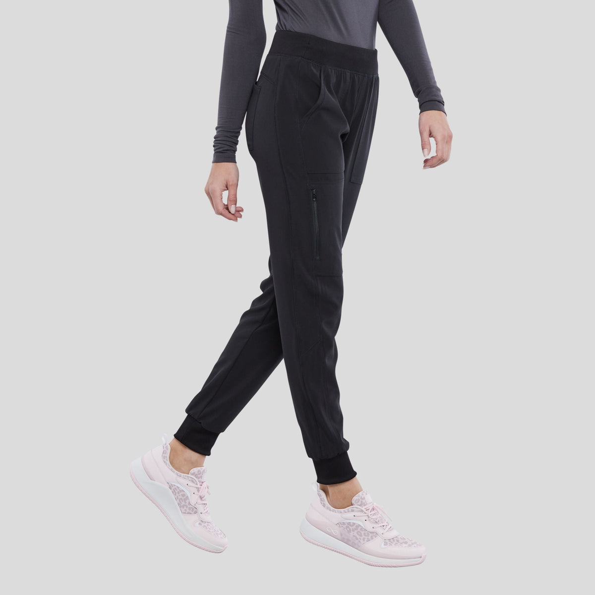 CKA_190_Black_Right