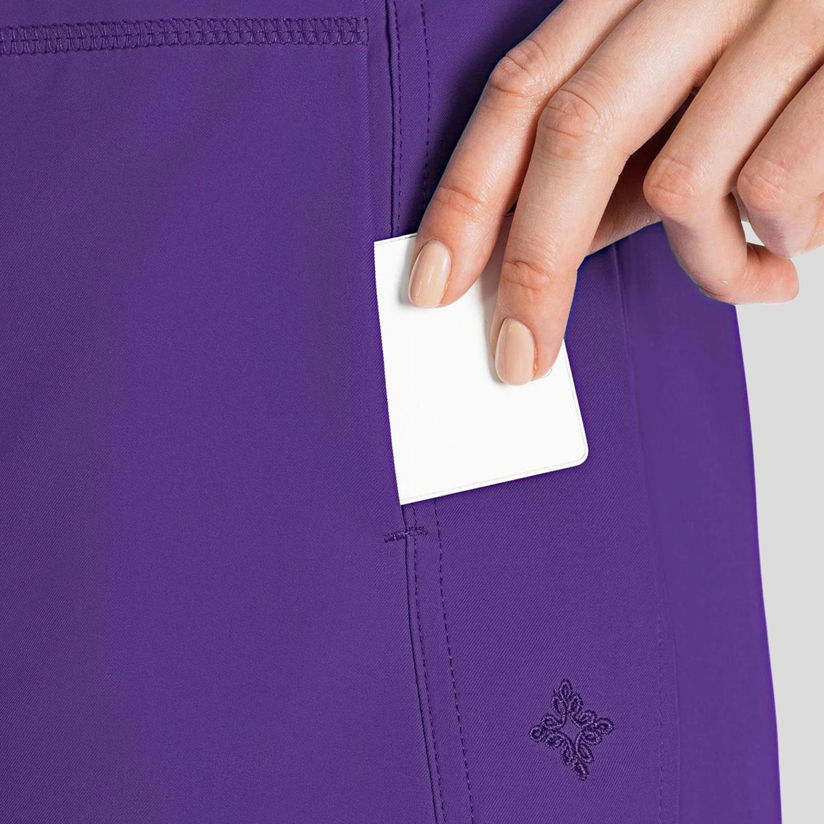 MedCouture_Insight_MC2468_GRAPE_DETAIL