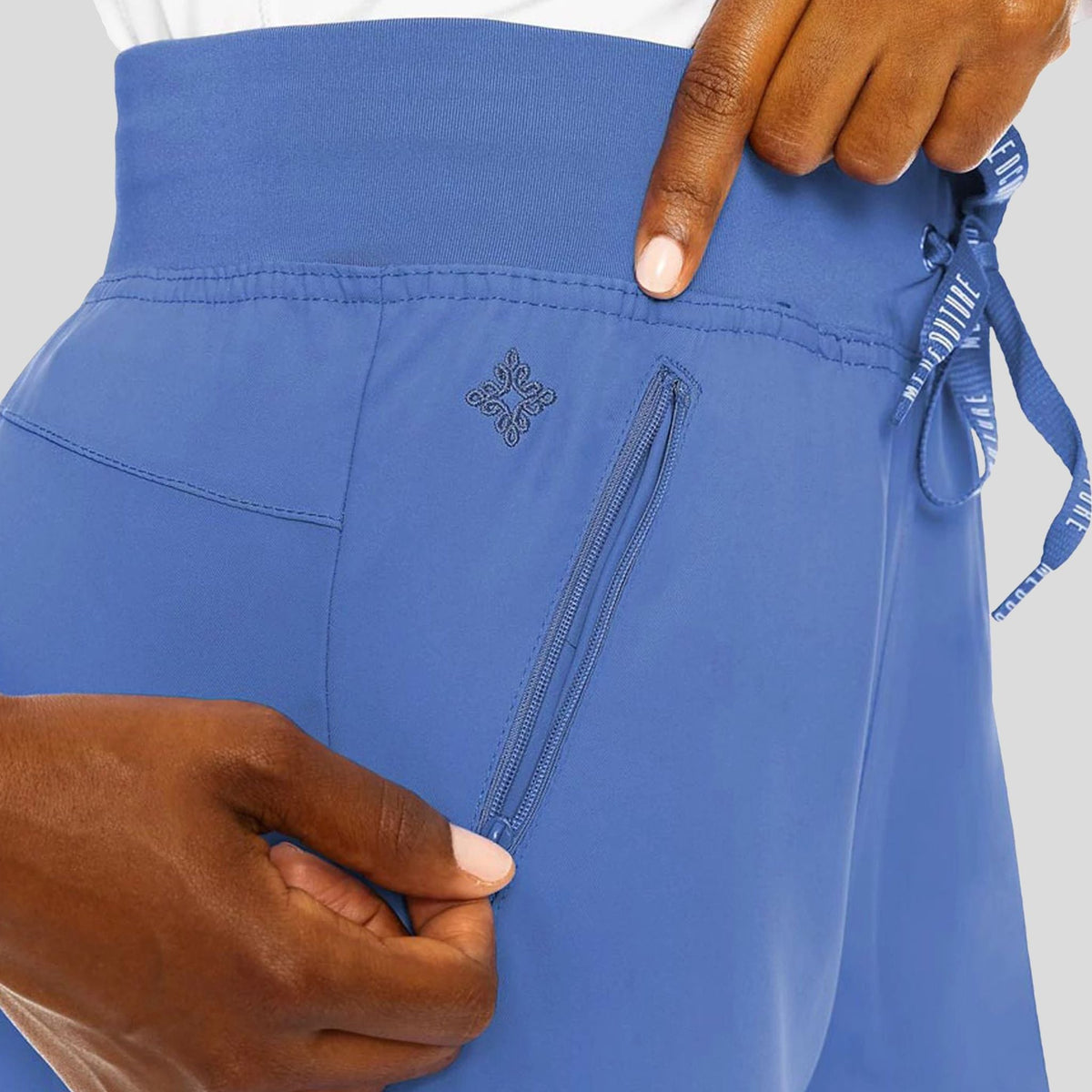 MedCouture_Insight_MC2702_ciel_detail
