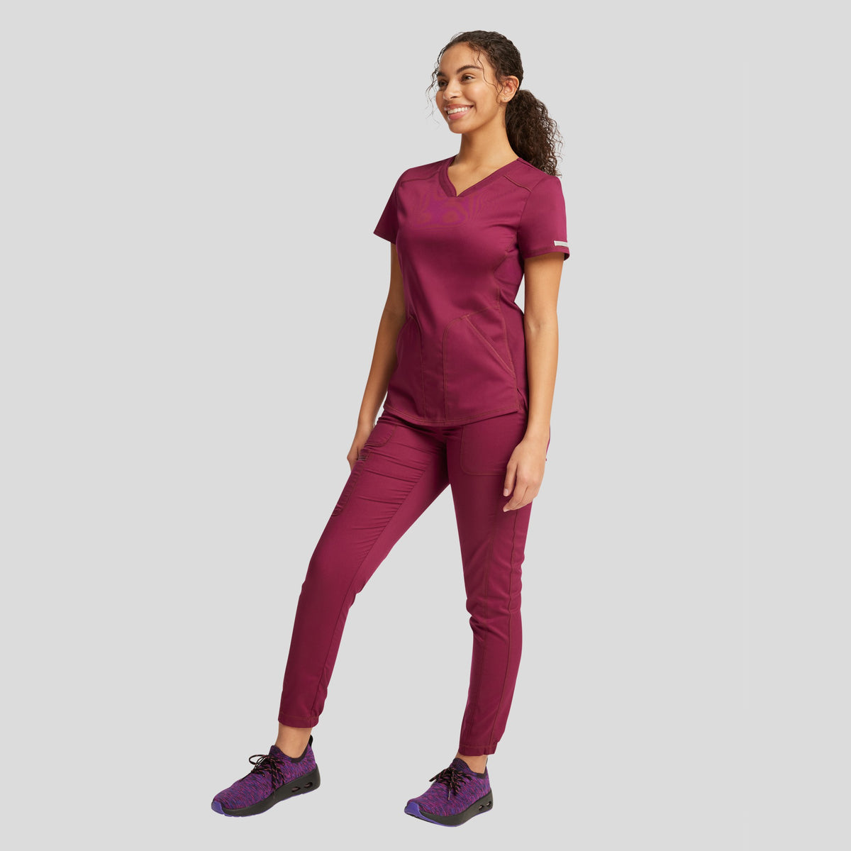 2-Pocket Sweetheart V-Neck | Wine