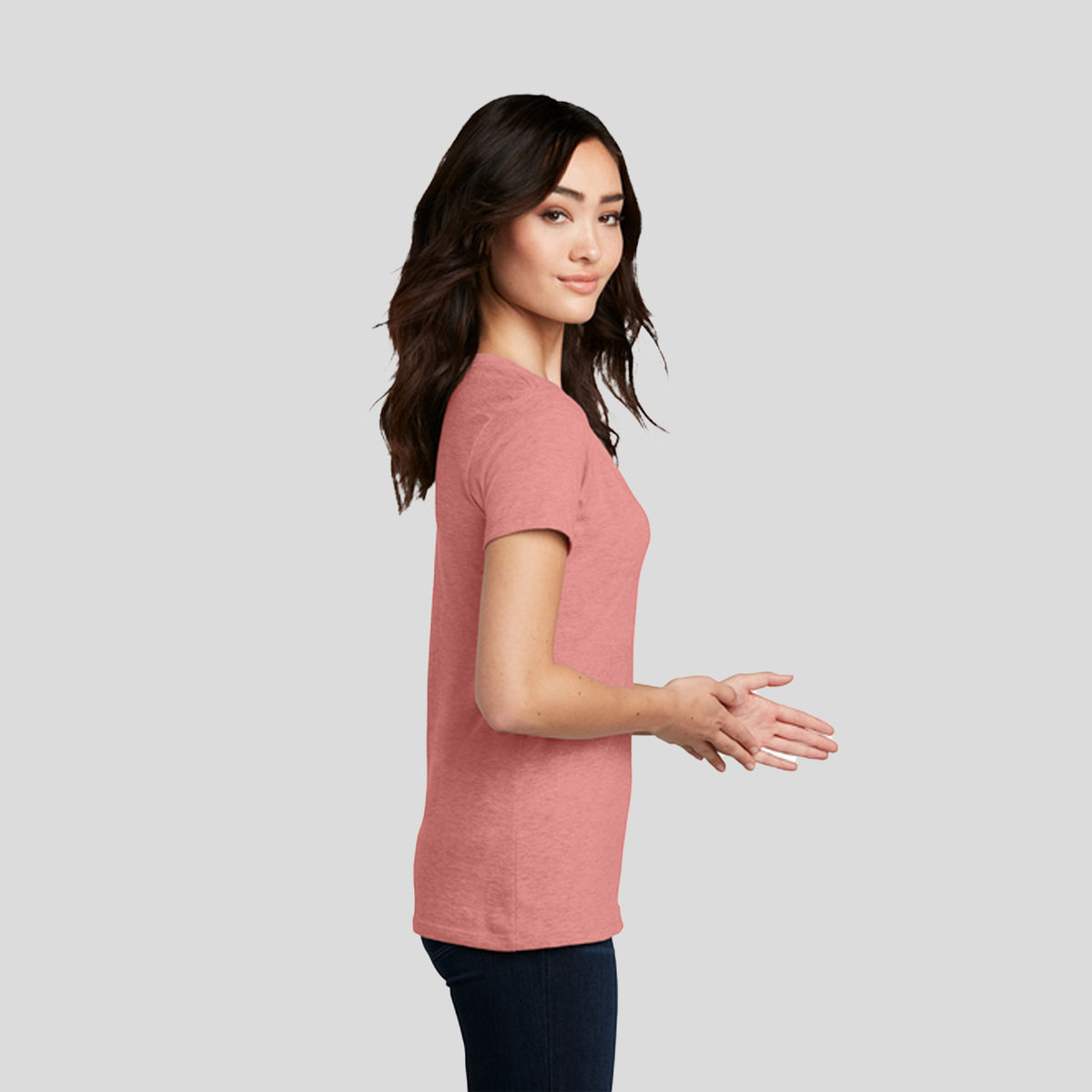 Womenโs Perfect Blendยฎ CVC V-Neck Tee | Blush Frost