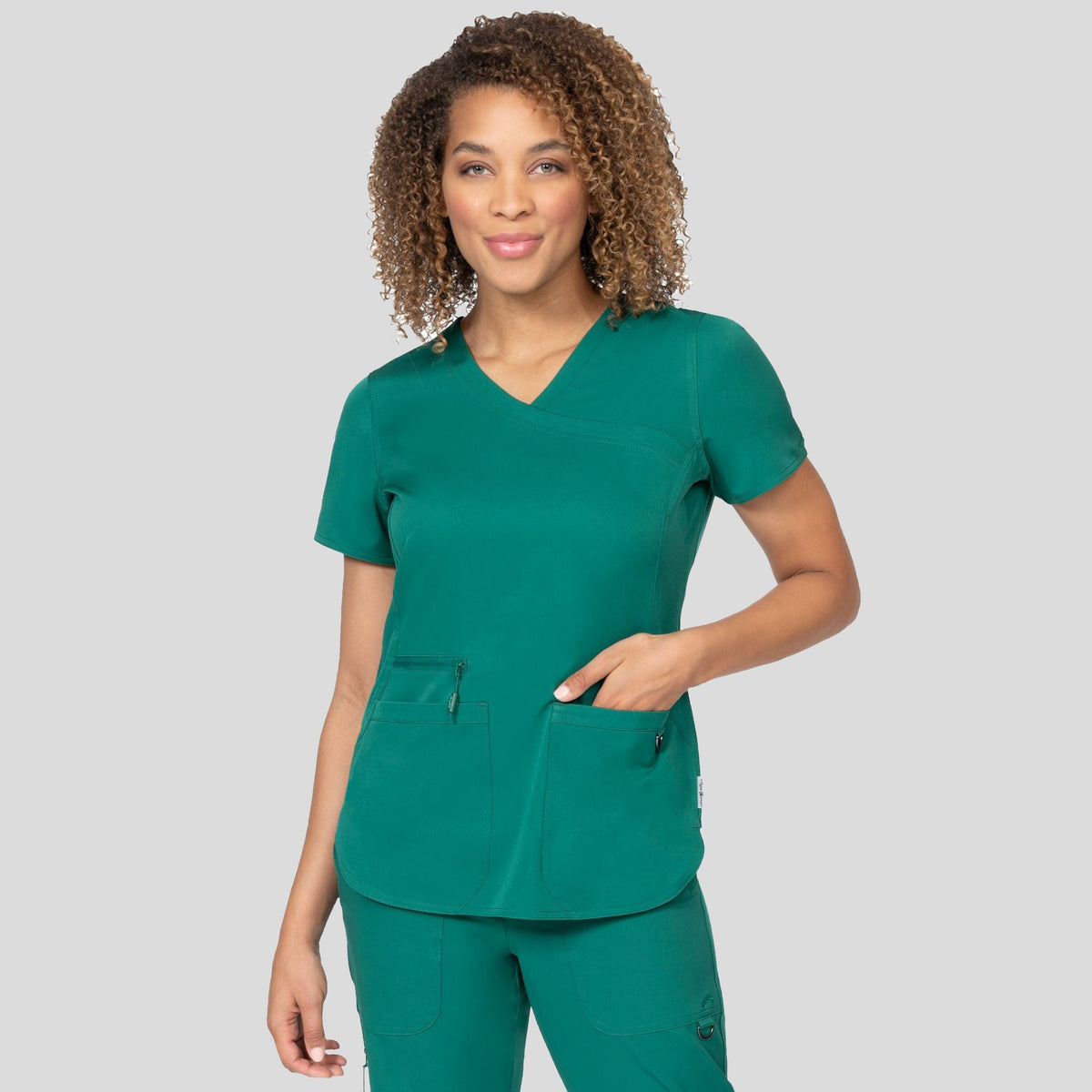 Zavate_AvaTherese_1057_hunter_front